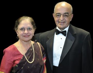 Photo of DK Sachdev and Usha Sachdev